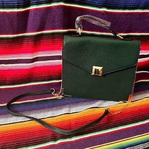Elegant Green Crossbody Bag with Gold Accents